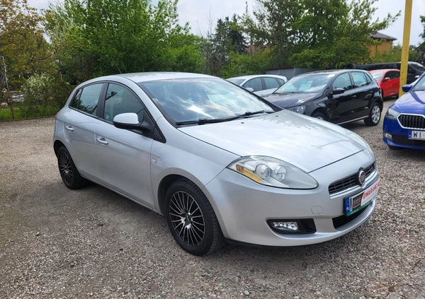 Fiat Bravo cena 15900 przebieg: 195000, rok produkcji 2009 z Warszawa małe 352